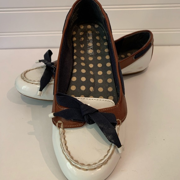 Sperry Topsider white loafers 5.5M - Picture 1 of 4